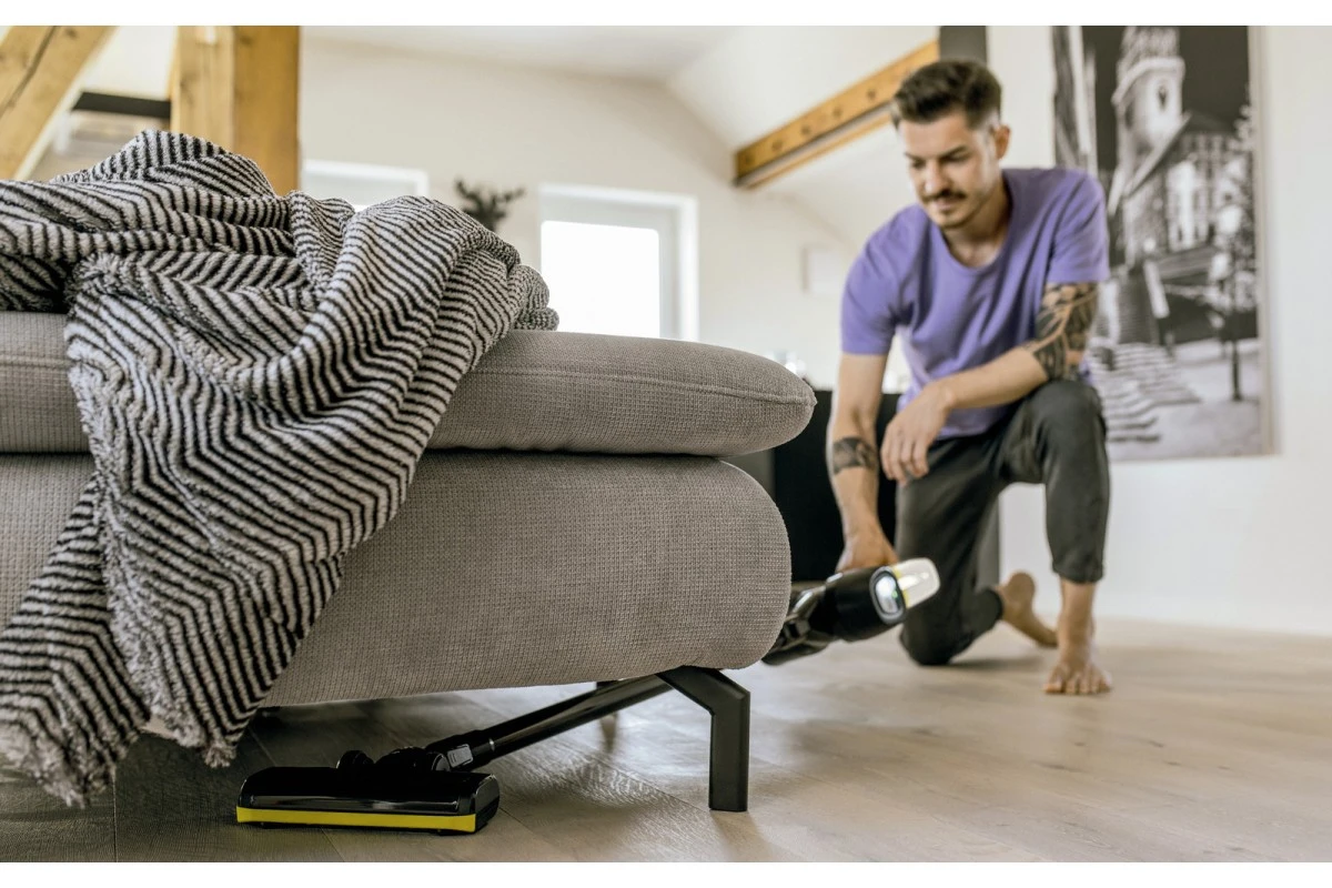 Пилосос Karcher безпровідний VC 4 Cordless myHome, контейнер -0,65л, автономія до 30хв, вага-2,4 - 3