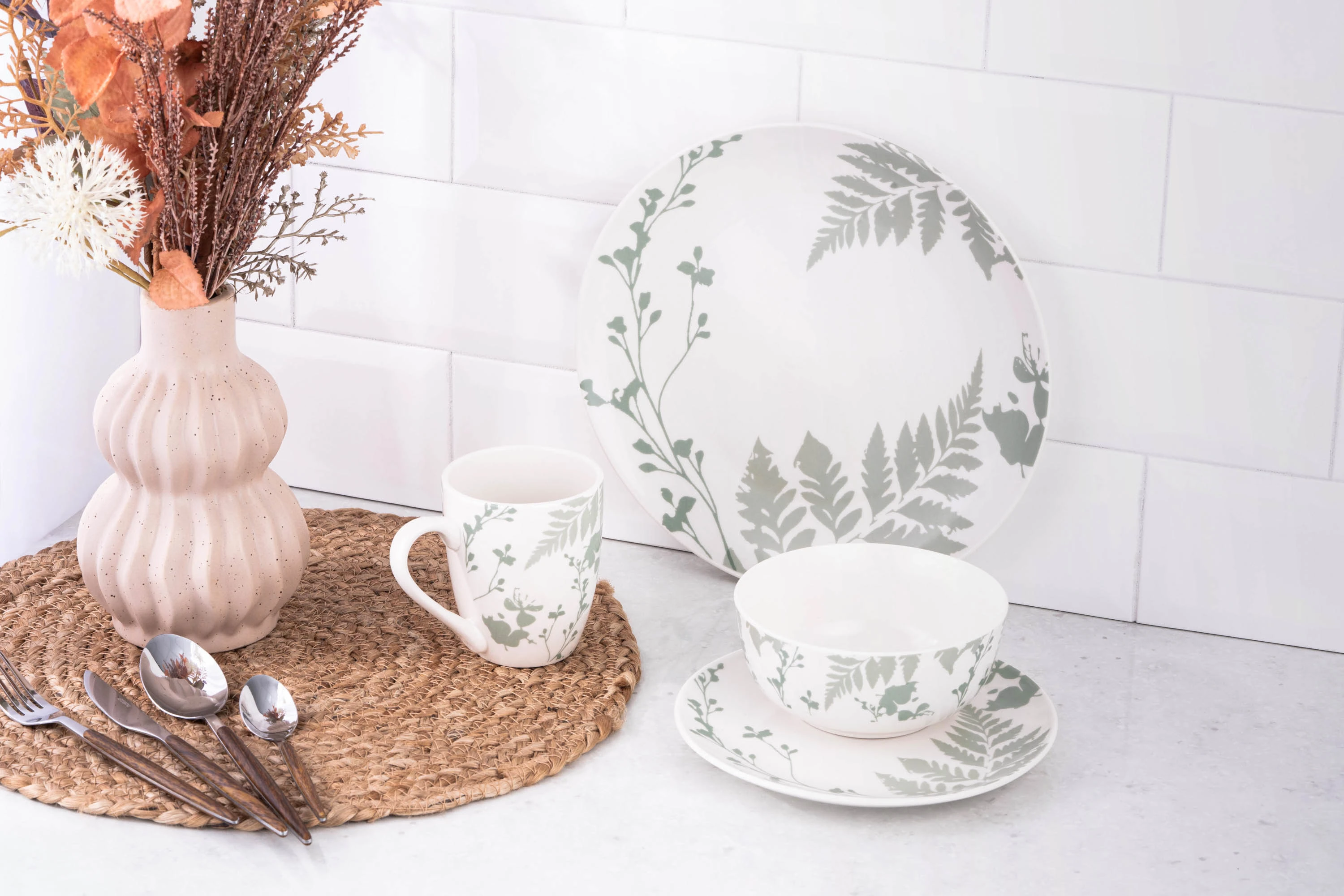 Тарілка десертна Ardesto Capri, 19.2см, порцеляна, біло-зелений - 2