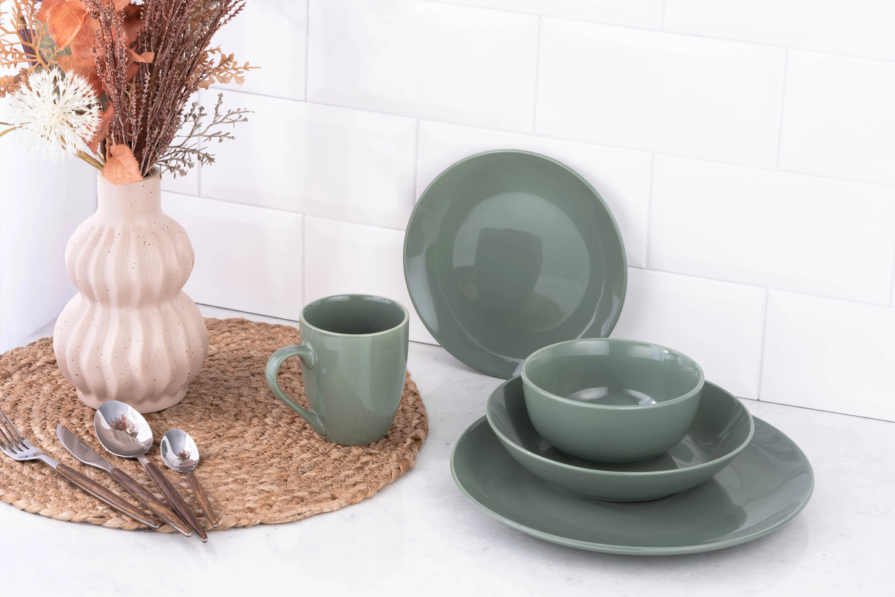 Тарілка десертна Ardesto Capri, 19.2см, порцеляна, зелений - 2