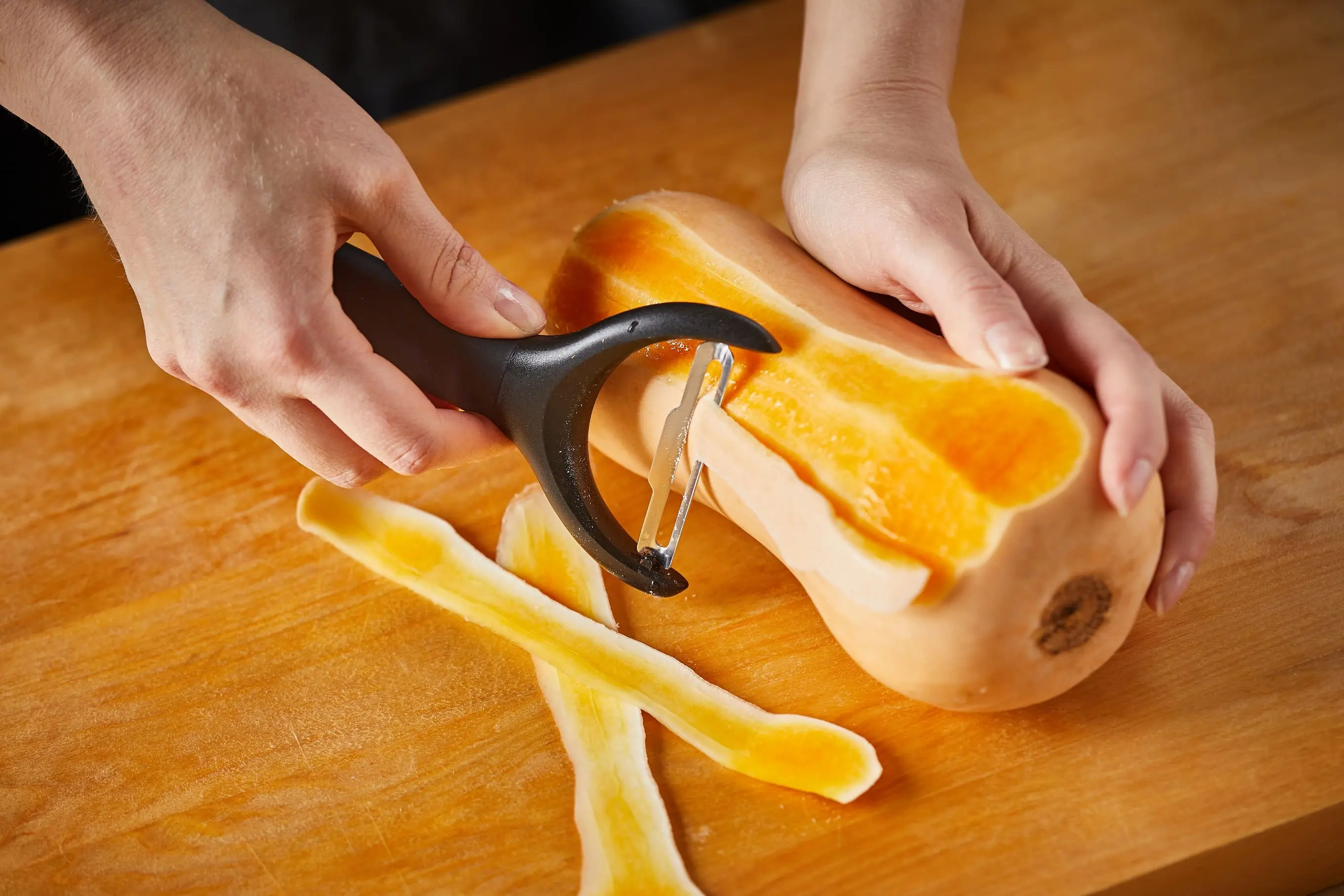 Овочечистка горизонтальна Fiskars Functional Form, з рухомим лезом, 23см, нержавіюча сталь, пластик, - 8