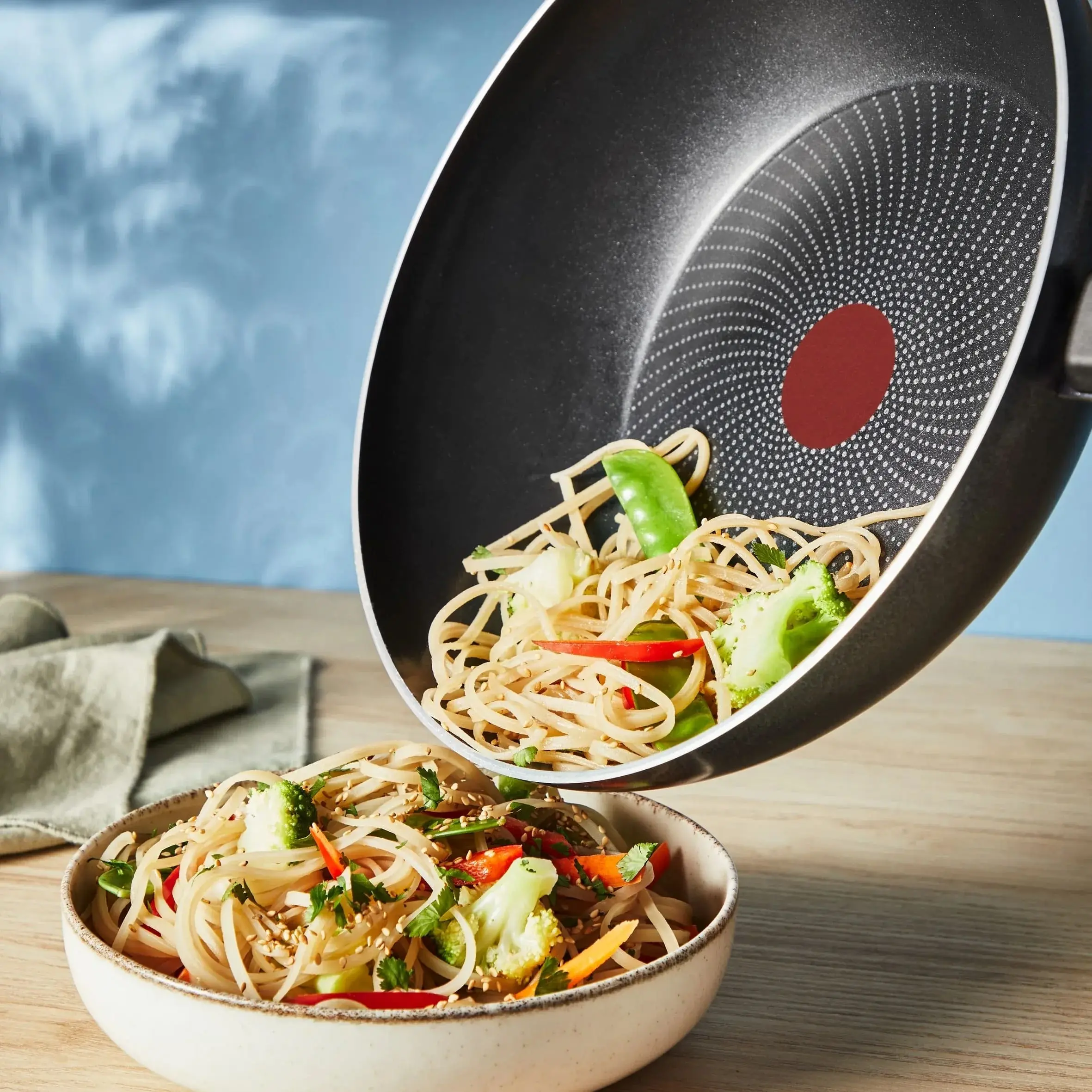 Сковорода ВОК Tefal So' Light, 28см, алюміній, бакеліт, чорний - 2