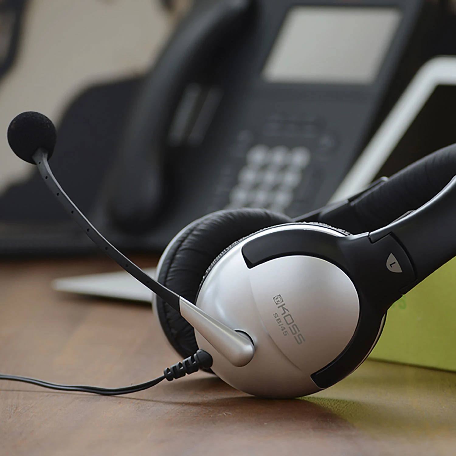 Гарнітура комп'ютерна стерео Over-Ear Koss SB45, USB, Uni Mic, 2,4м, Срібний - 2