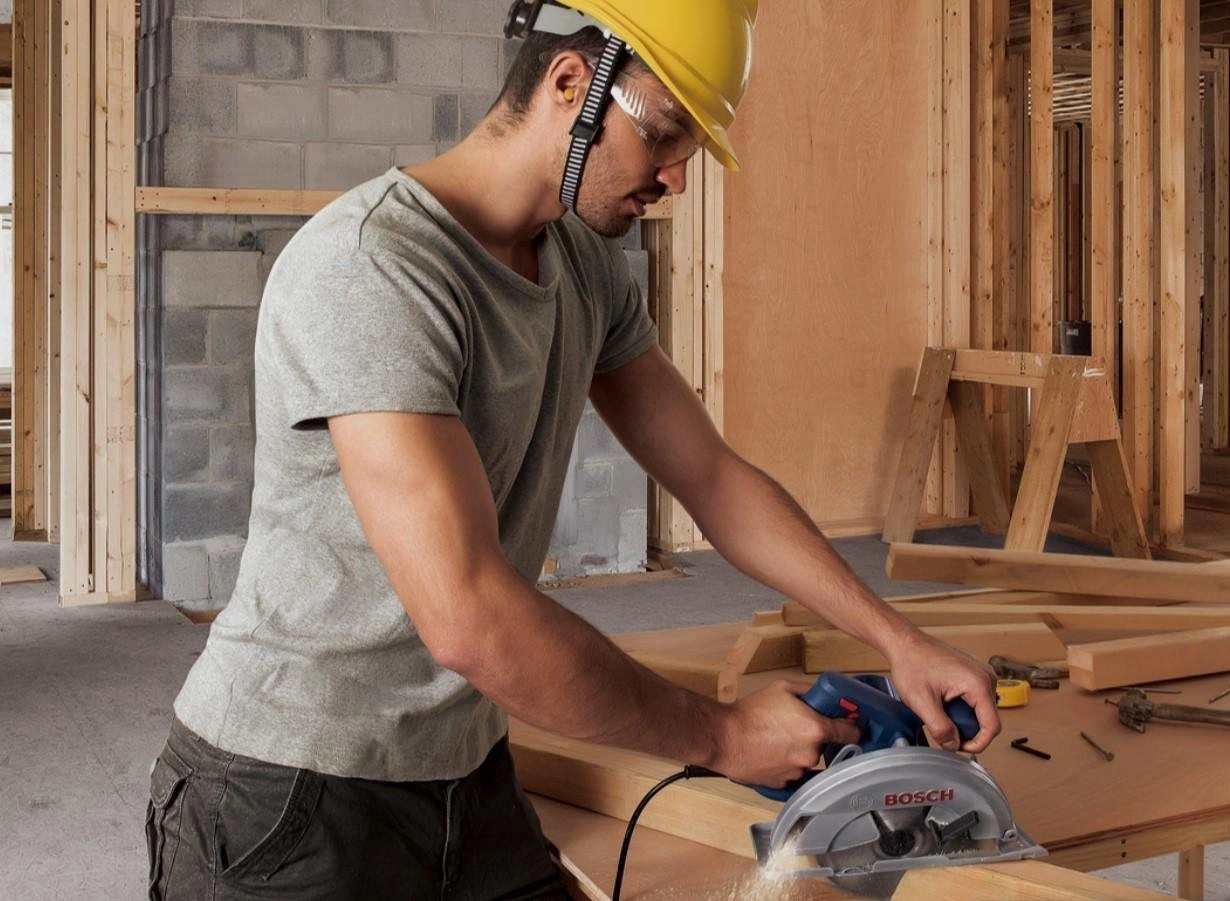 Пила дискова Bosch Professional GKS 140 1400Вт 184мм 3.7кг 20мм + пиляльний диск Eco for wood - 2