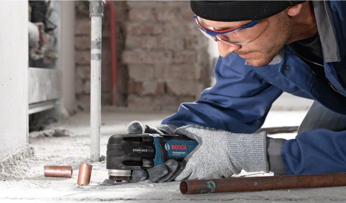 Багатофункціональний інструмент реноватор Bosch Professional GOP 30-28 300Вт 8000-20000об/хв 1.5кг - 2