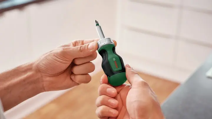 Викрутка Bosch з тріскачкою 6 насадок - 2