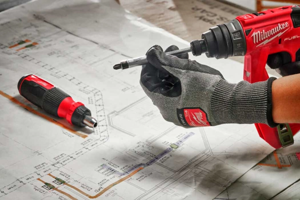 Викрутка Milwaukee, 27 насадок, руків'я двокомпонентне, (Hex, PH, SL, PZ, Torx), сталь CrV - 3