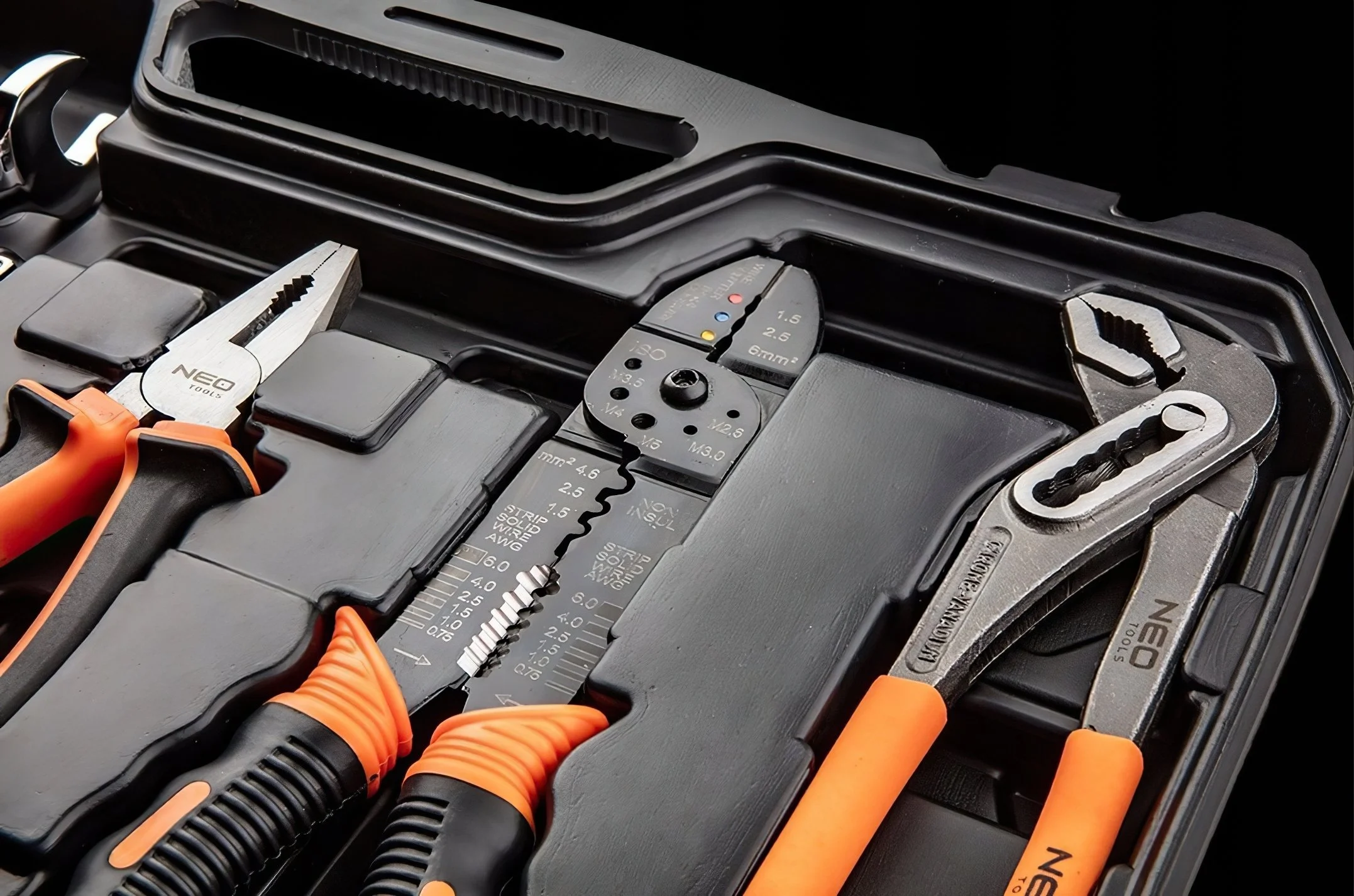 Набір інструментів Neo Tools, 1/2", 1/4", 100шт, універсальний, CrV - 3
