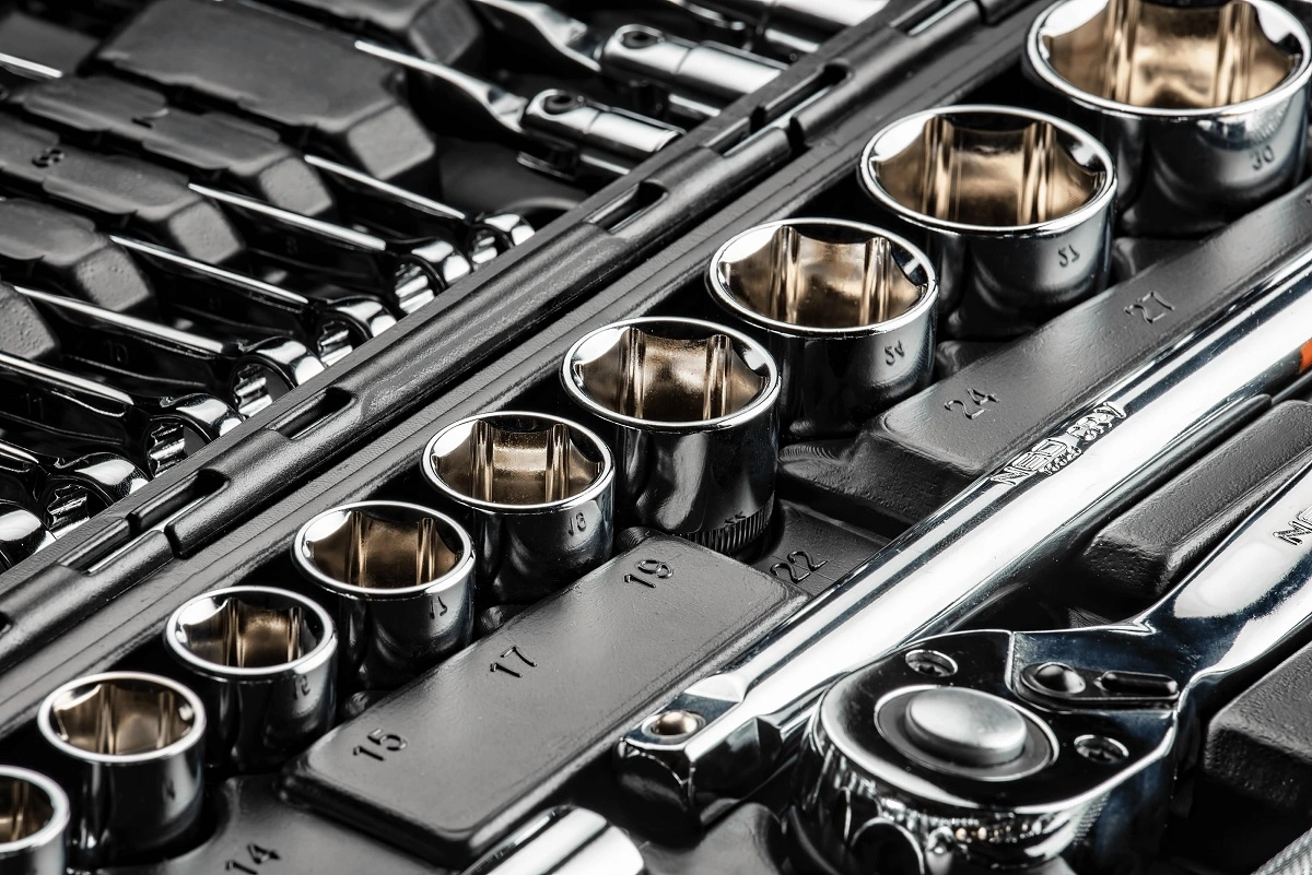 Набір інструментів Neo Tools, 1/2", 1/4", 77шт, CrV - 5