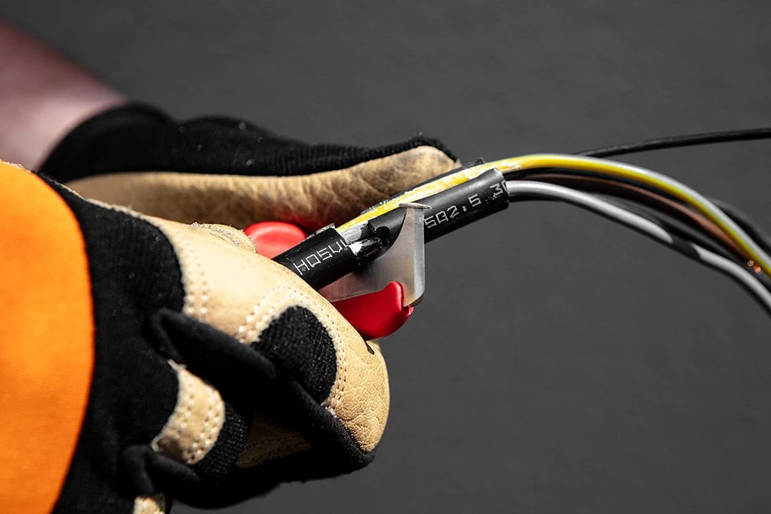 Ніж монтерський Neo Tools, діелектричний, для робіт під напругою 1000В, вигнуте лезо, 180мм - 3