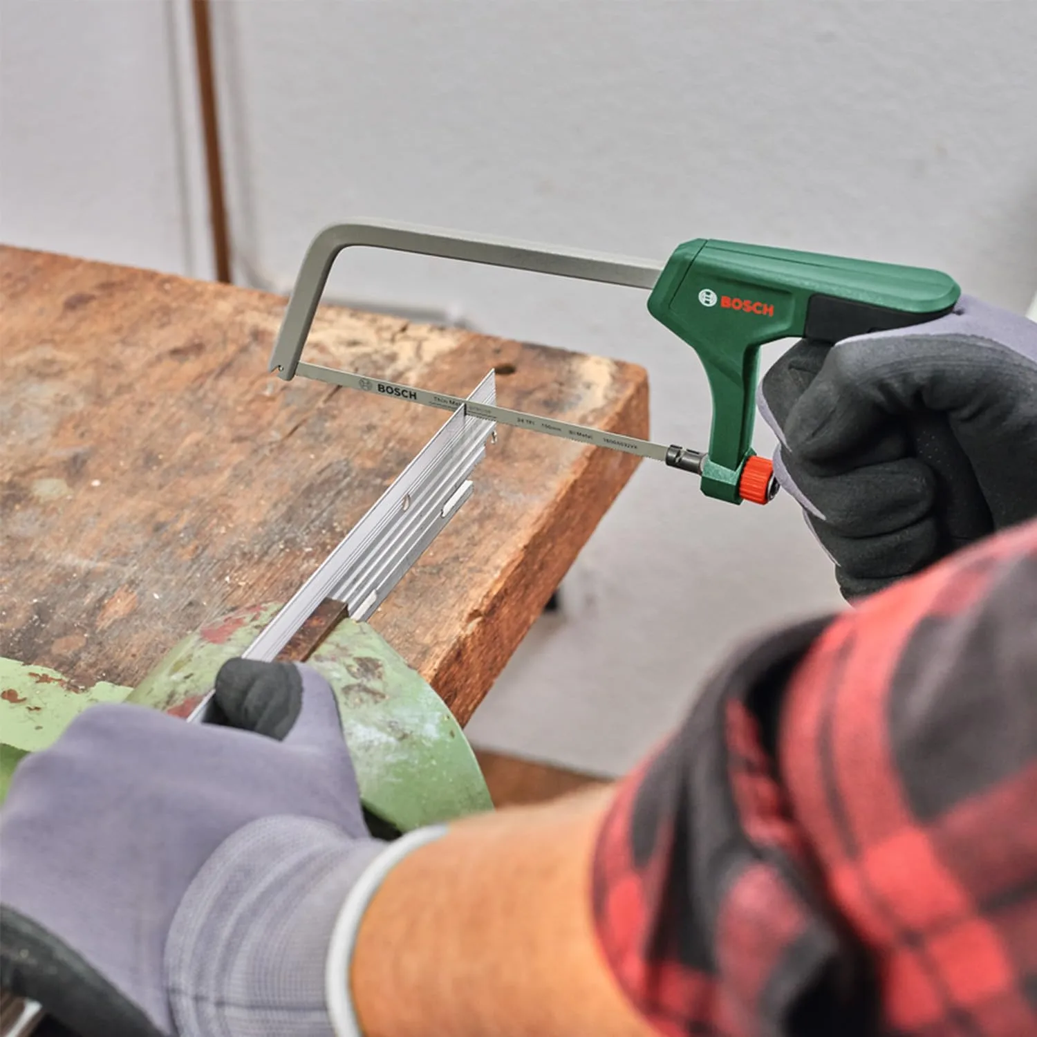 Ножівка по металу Bosch, 150мм, 24TPI, пластикове руків'я - 2