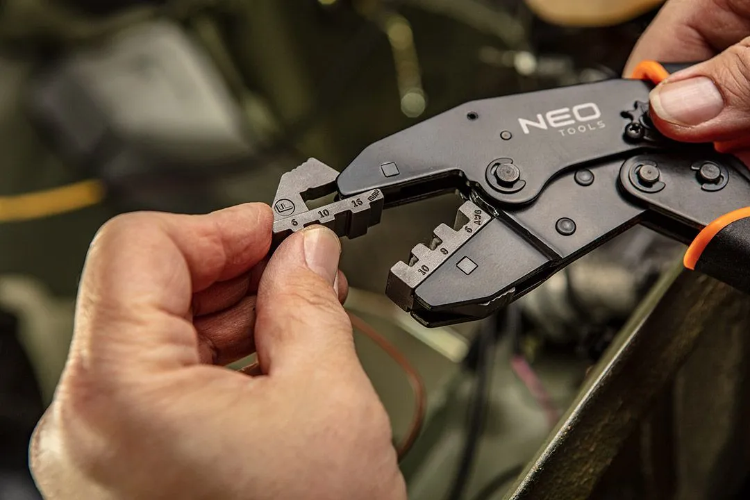 Кліщі обтискні Neo Tools, для обтиску наконечників 0.5-16мм2, 2 змінних губок, 220мм, CrMo - 16