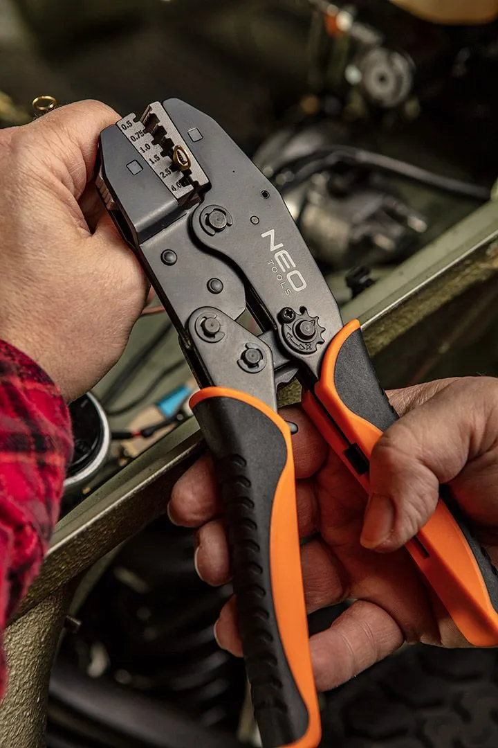 Кліщі обтискні Neo Tools, для обтиску наконечників 0.5-16мм2, 2 змінних губок, 220мм, CrMo - 2