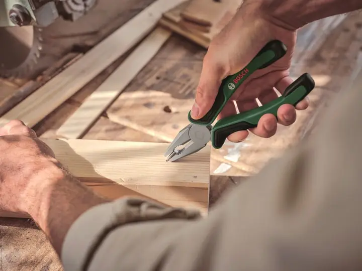 Плоскогубці комбіновані Bosch, 180мм - 16