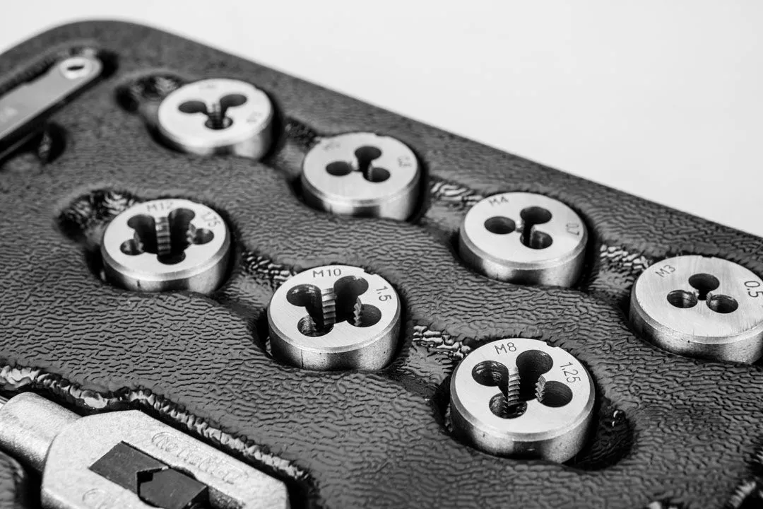 Плашки та мітчики Neo Tools, набір 31шт, M3-M12 - 12