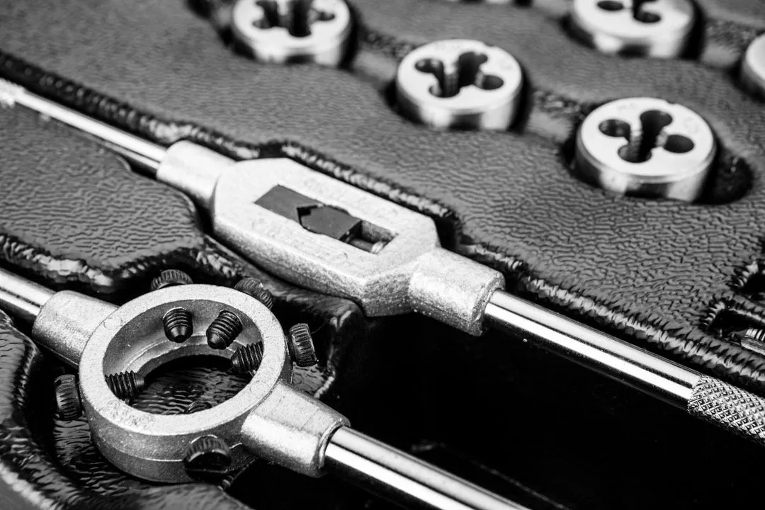 Плашки та мітчики Neo Tools, набір 31шт, M3-M12 - 11