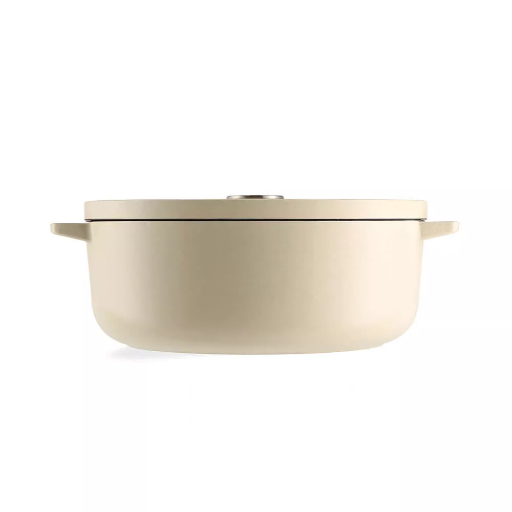 Гусятниця чавунна з кришкою KitchenAid, 30 см, 5,6 л, колір мигдальний крем (CC006062-001) - 2