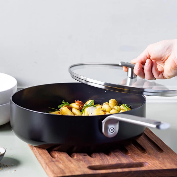 Сотейник із кришкою GreenPan Evolution, 26 см, 3,7 л з керамічним покриттям, чорний (CC007086-001) - 2