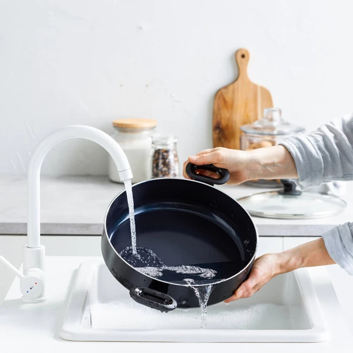 Сотейник із кришкою GreenPan Torino, 28 см, 4,2 л з керамічним покриттям (CC001694-001) - 3