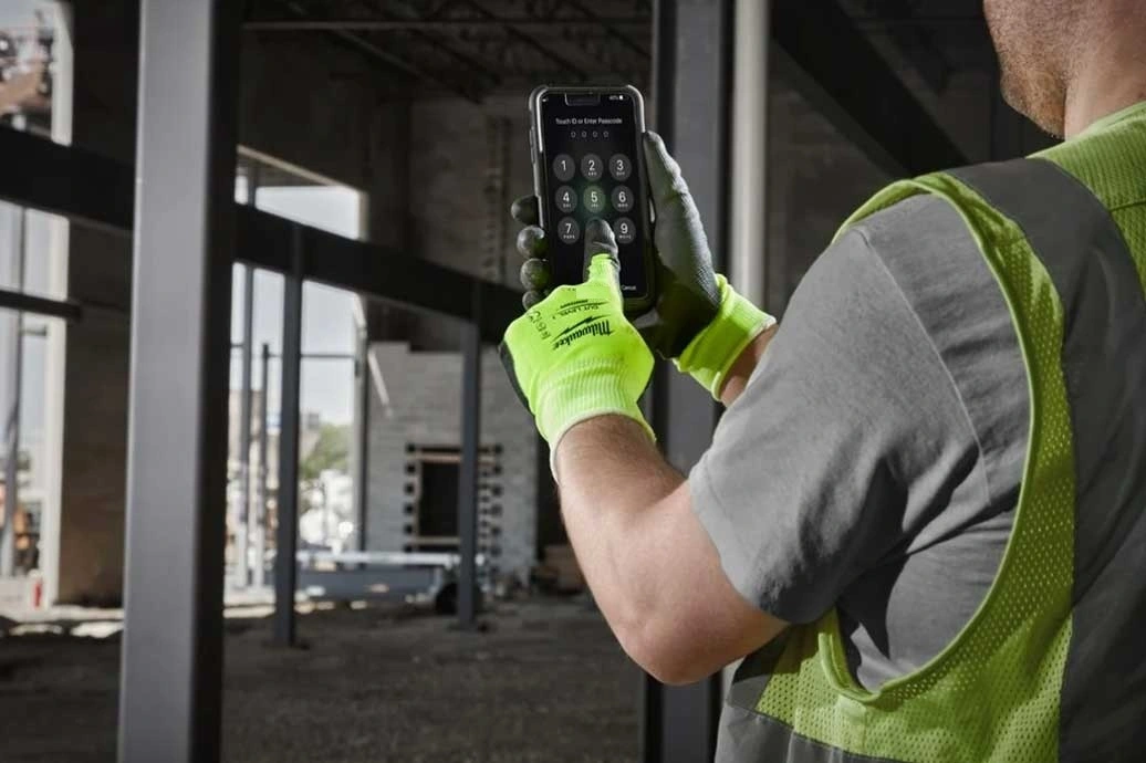 Рукавички робочі Milwaukee, smartswipe, поліуретан/спандекс/поліестер, р.10, зелено чорні - 2