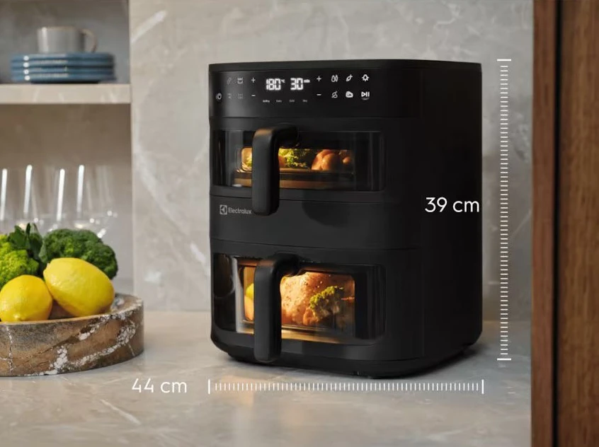 Мультипіч Electrolux 2700Вт, чаша-7+4л, сенсорне керування, 8 авто. програм, 2 чаши, з віконцем, пла - 2