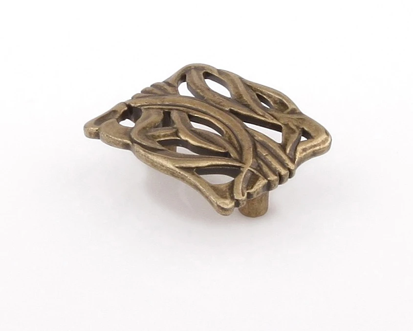 Мебельная ручка Giusti РГ 209 Старое золото