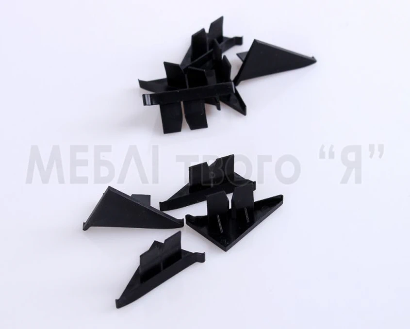 Для плинтуса Rehau 112 Заглушка левая 98104 Черная