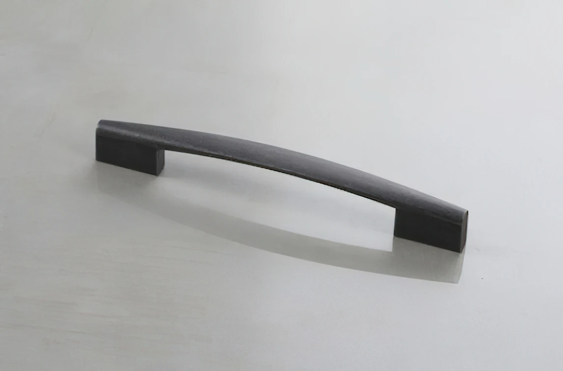 Мебельная ручка Poliplast РП-19/128 Графит глянец