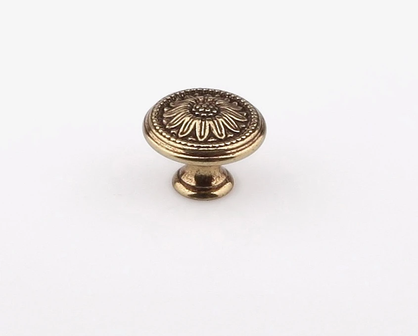 Мебельная ручка Giusti РГ 102 Золото барокко