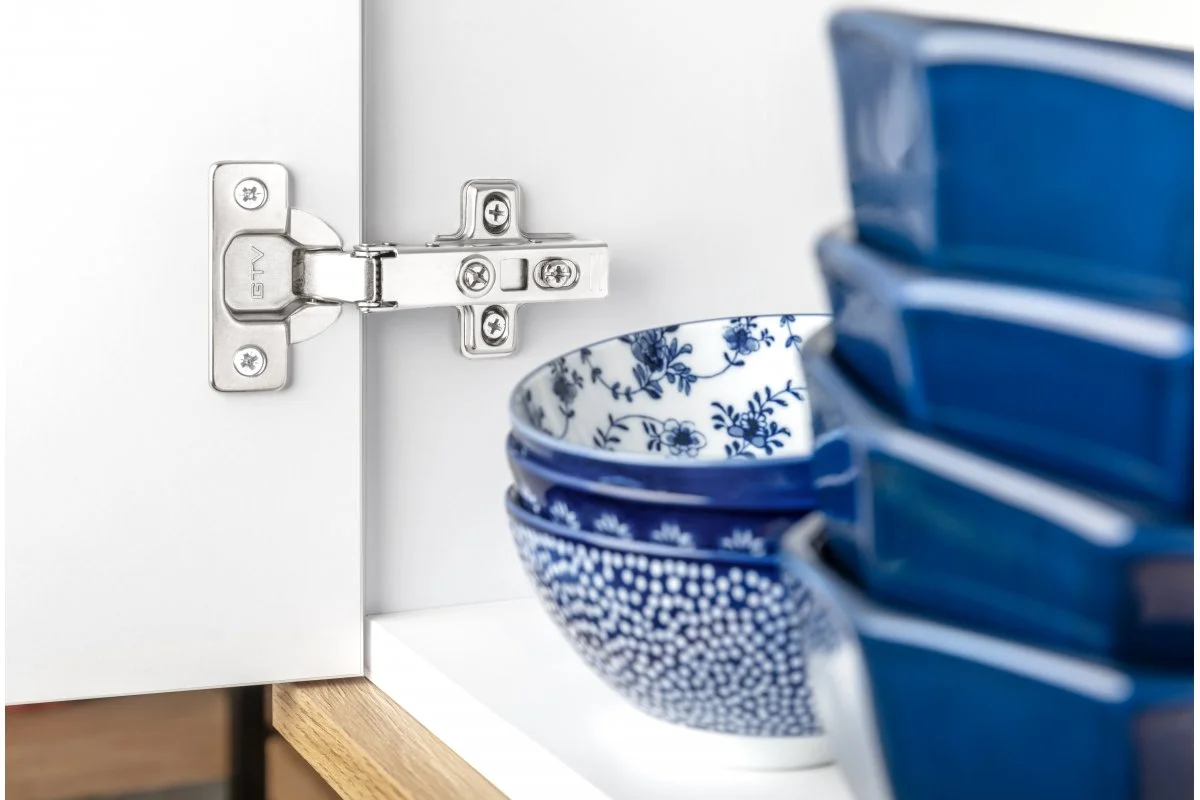 Завіса GTV  ZM-INHC090BEO накладна з доводчиком (гідравлічний амортизатор) - 2