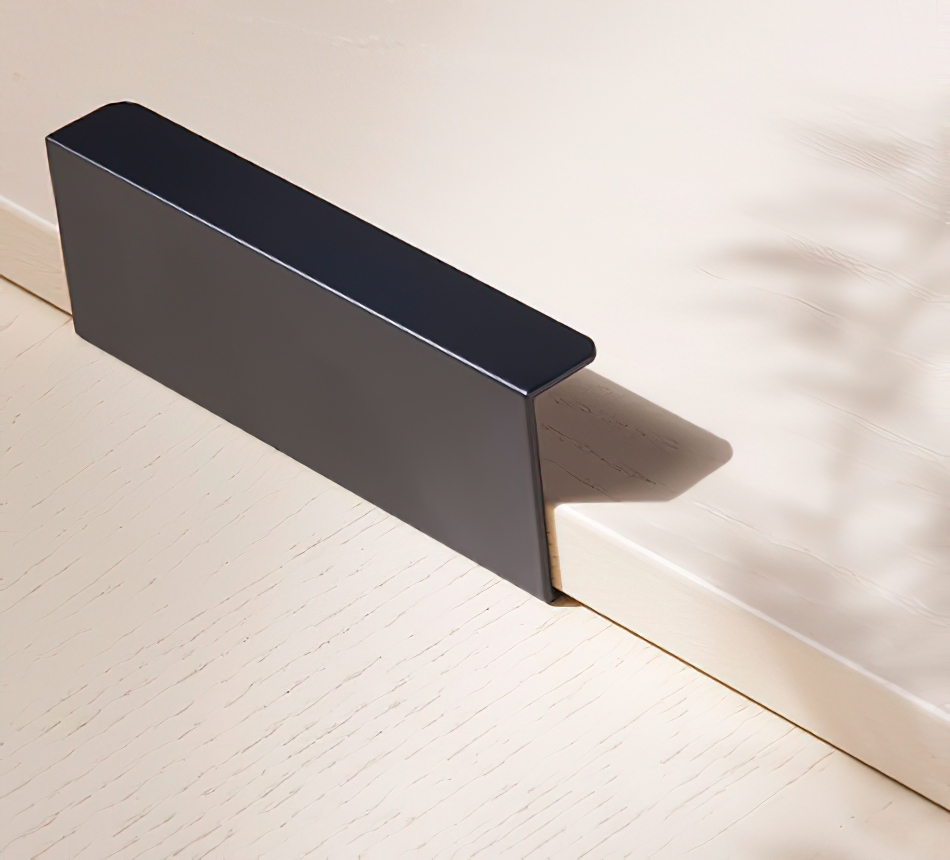 Мебельная ручка - профиль Beslag Design Toniton 120 мм Черная