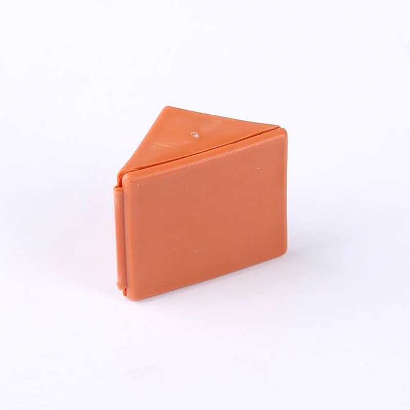 Крепежный уголок Mesan пластиковый малый 102-07-03-307 Груша