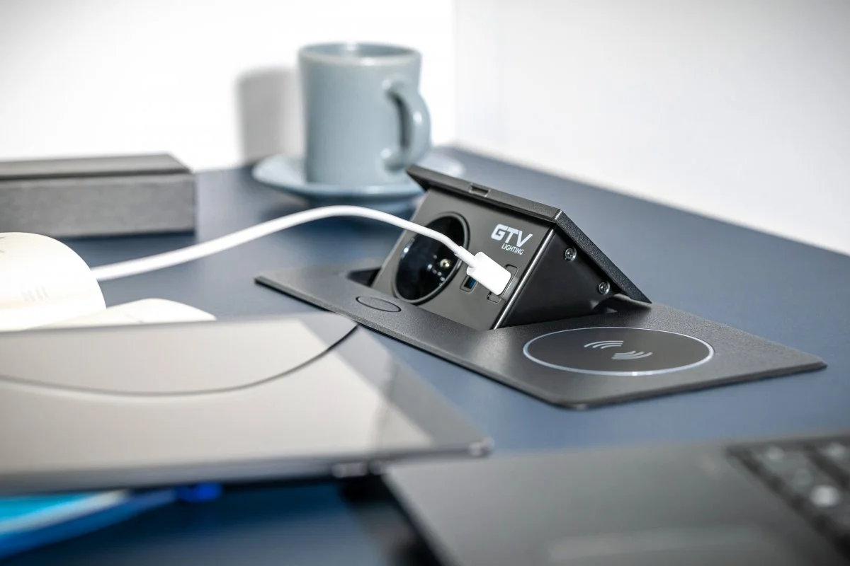 Удлинитель GTV AVARO PLUS AE-PB1SAVAP-53 SCHUKO 1 розетка USB А+С WC 5W Алюминий - 2