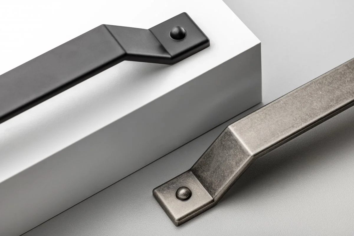 Меблева ручка GTV STEP 160 мм Чорний матовий - 2