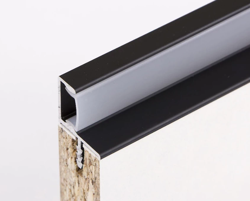 Профиль для фасадов без ручек (ФБР) в верхний модуль под LED-подсветку L=5950мм Черный - 2