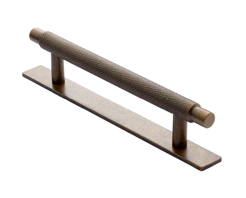 Мебельная ручка Beslag Design 351010-11 латунь античная