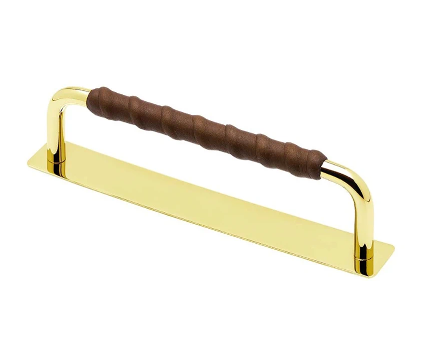 Мебельная ручка Beslag Design 336230-11 Полированная латунь/Коричневая кожа