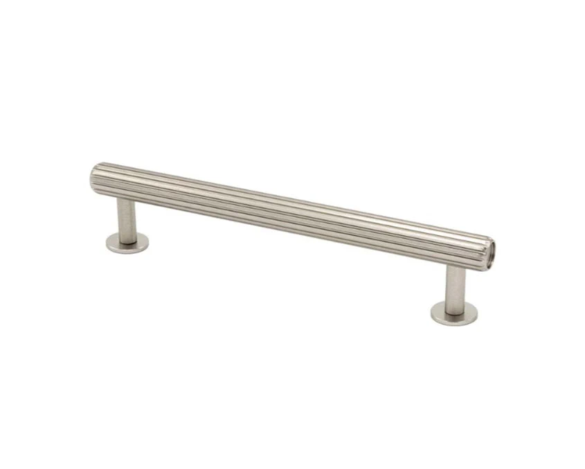 Мебельная ручка Beslag Design 373005-11 вид нержавеющей стали