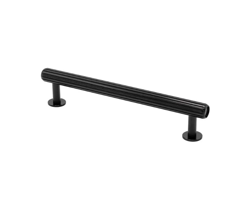 Мебельная ручка Beslag Design 373007-11 матовый черный