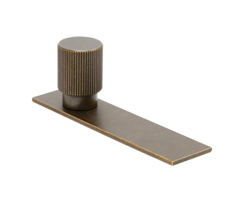 Мебельная ручка Beslag Design 373088-11 Античная латунь