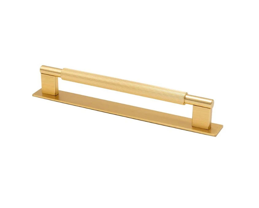 Мебельная ручка Beslag Design 373101-11 матовая латунь